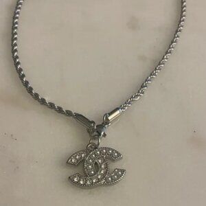 CHANEL authentic Silver and Pearl Pendant